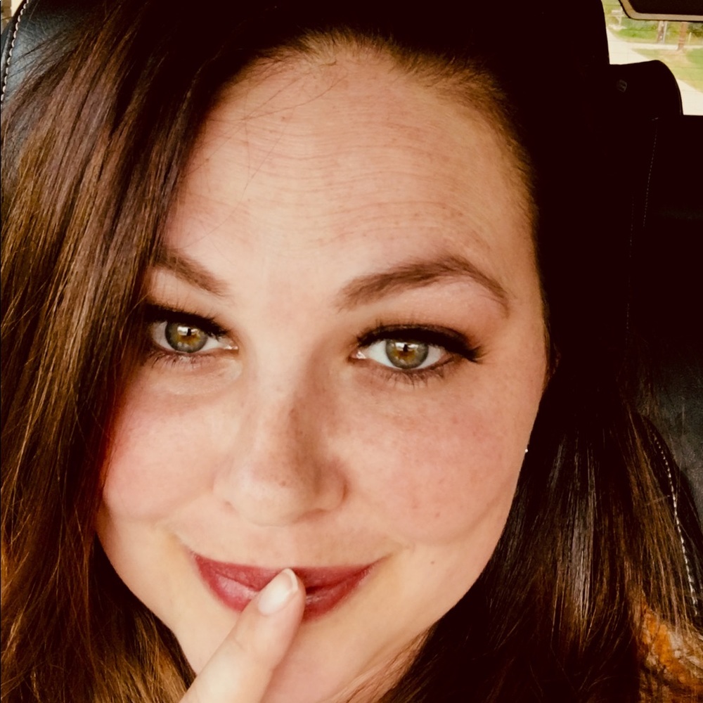 Meet your Posher, Christine